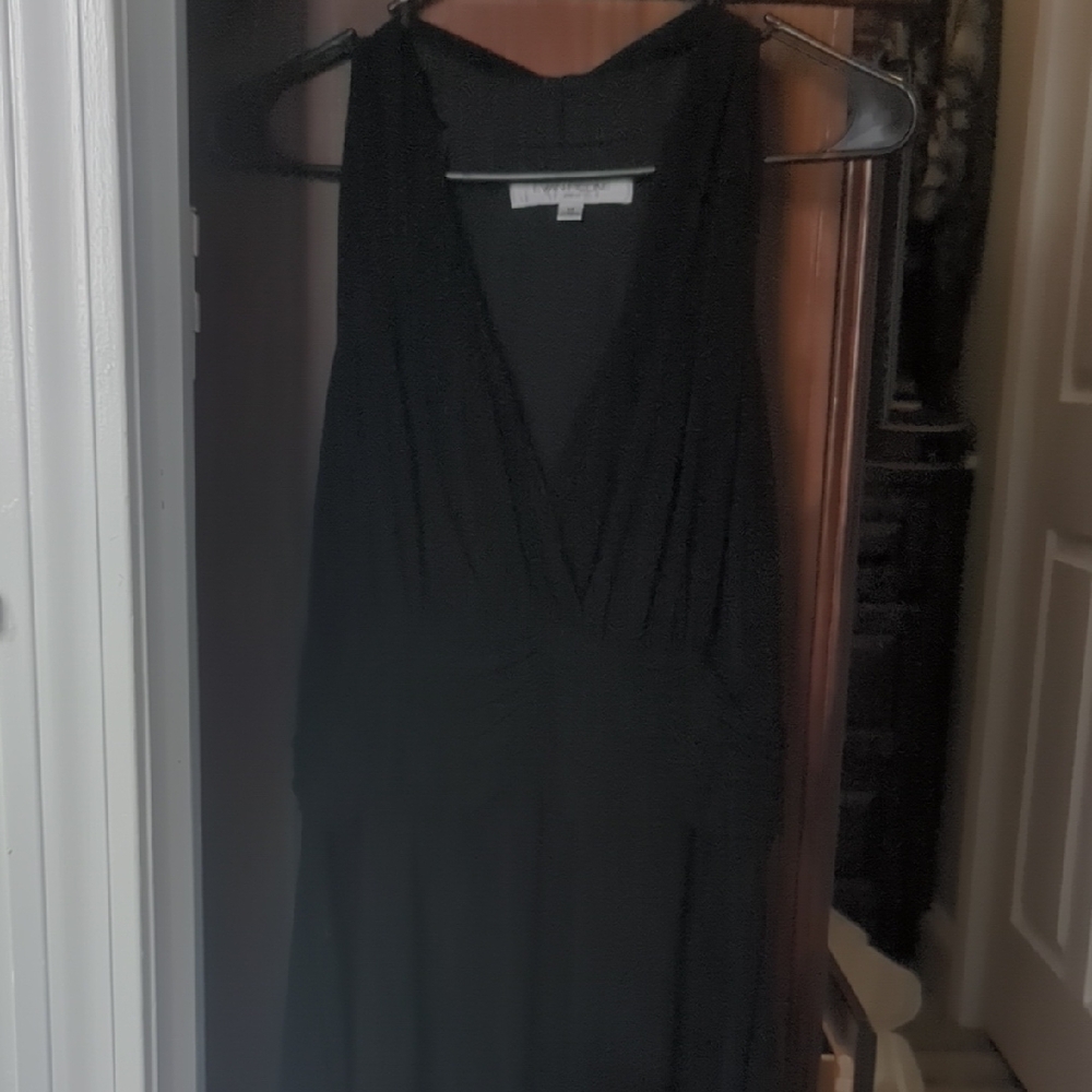 Evan Picone Elegant Black Midi Dress